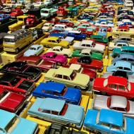 es gab  auch eine große Auswahl verschiedenster Modellautos zu sehen - 
Interclassics Maastricht (18.01.2025)